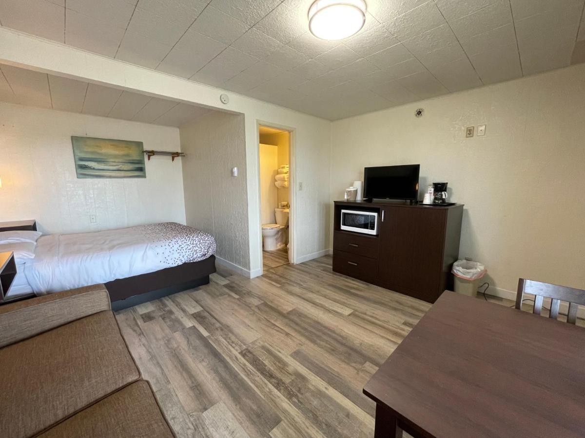 Holiday Motel Westport Extérieur photo